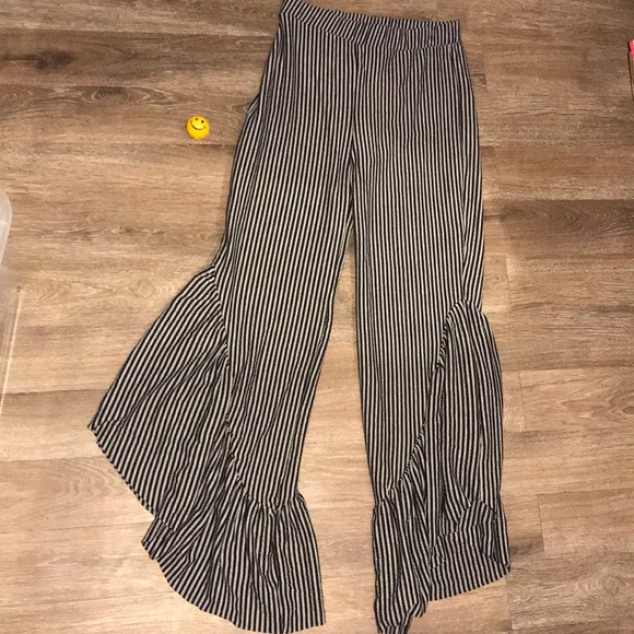 Nwt Zara Striped Knit Ruffle Pants Bw 